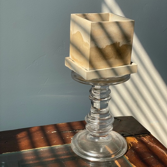 Square Cement Container - Picture 5 of 5